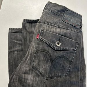 Levis Black Light wash jeans